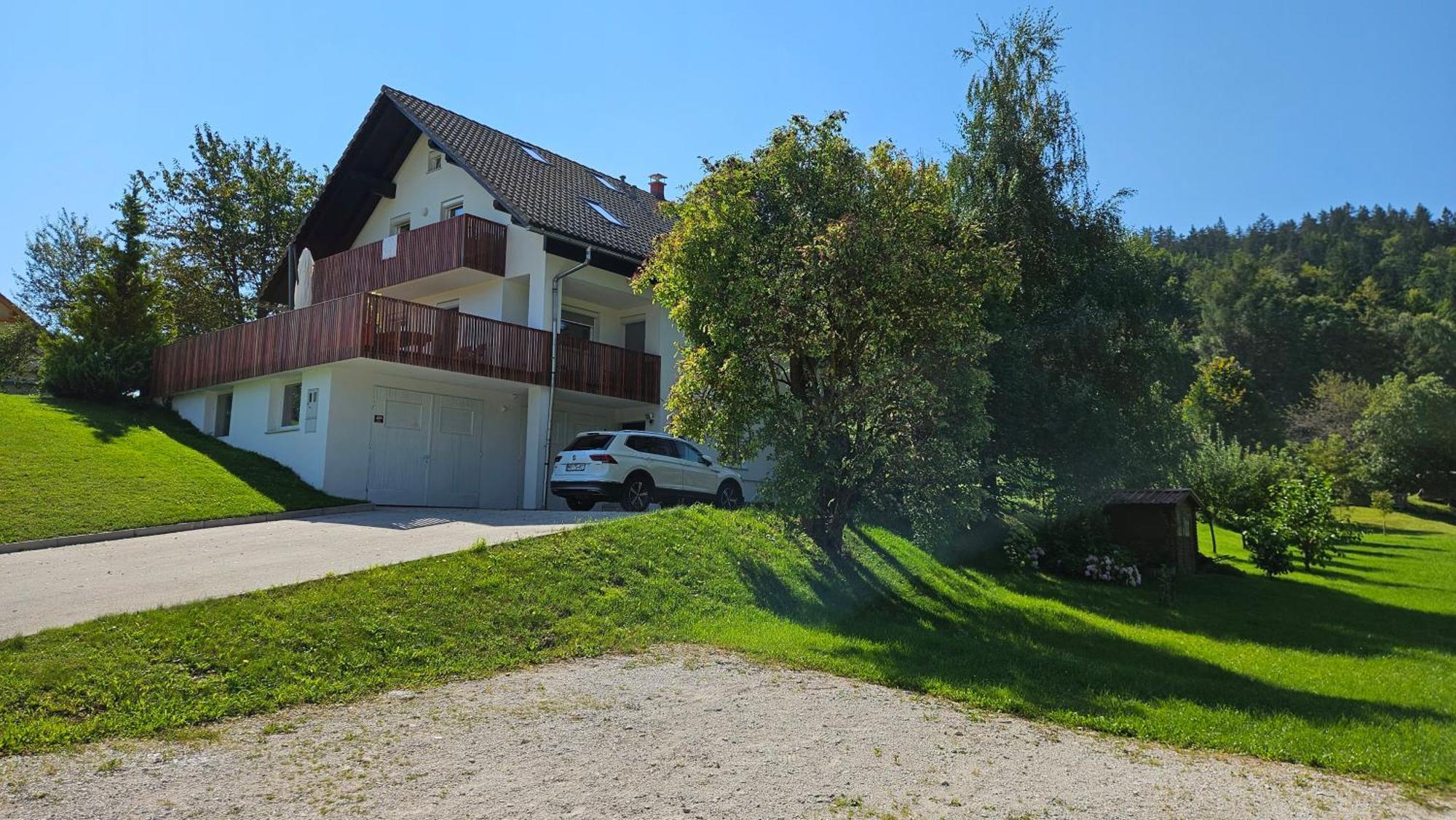 Perla Apartment *